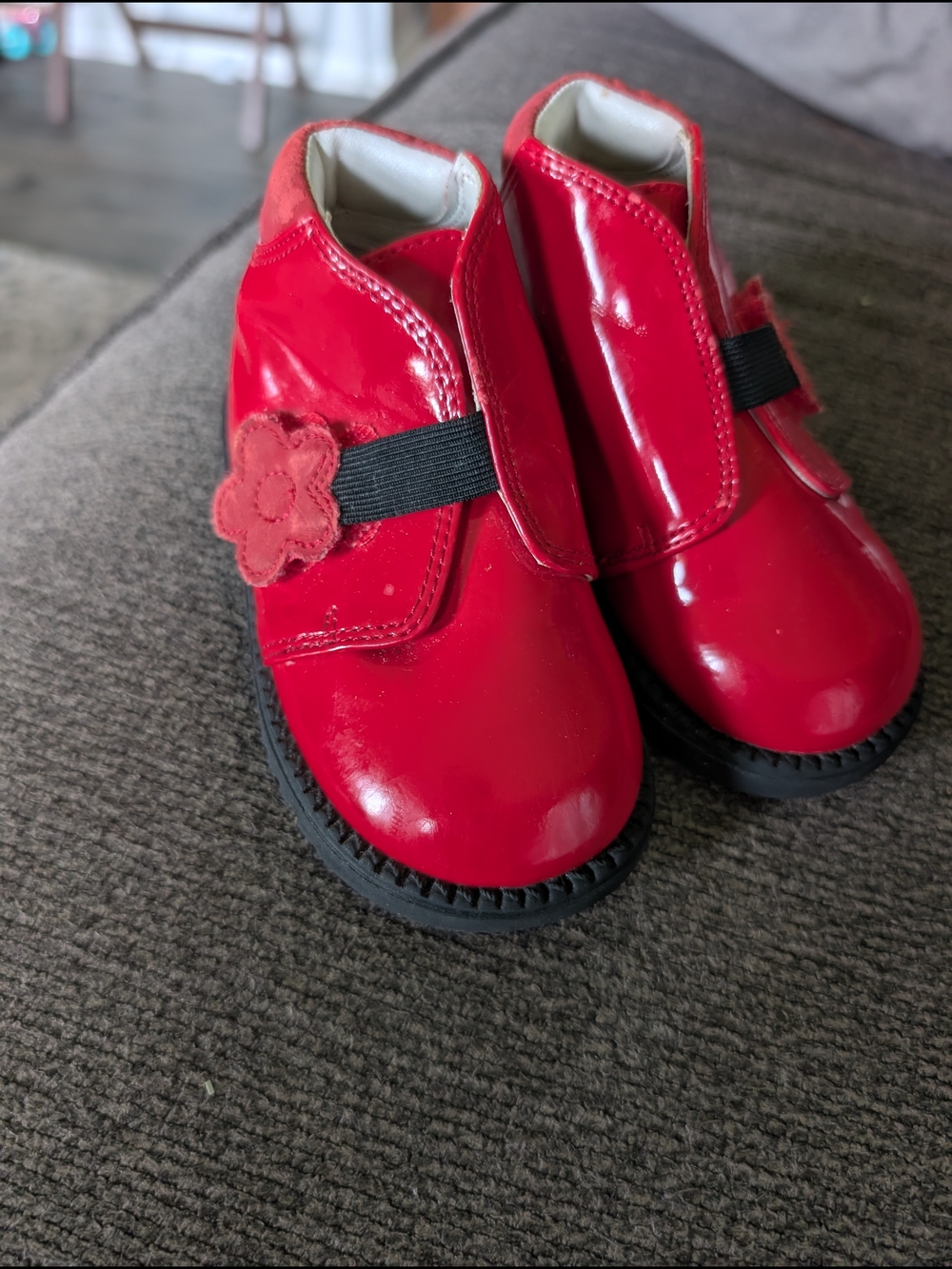 EUC! Vintage Toddler Girls' McKids Patent Leather Boots, sz 5